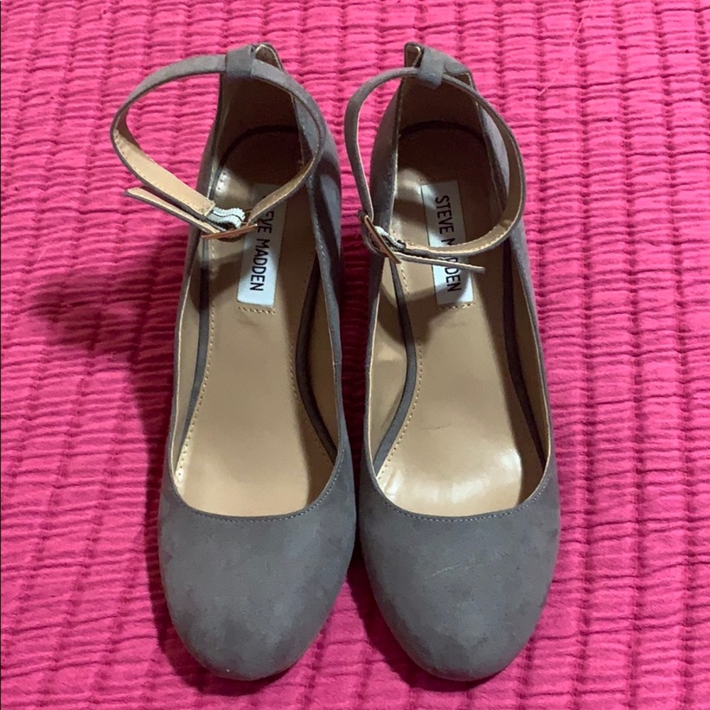 Steve Madden Gray Suede Heels
